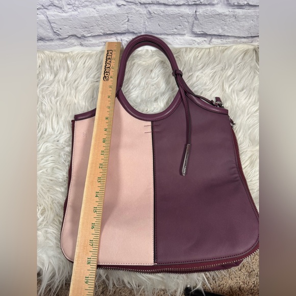 Calvin Klein Gabrianna Novelty Slim Side Zip Tote bag rose smoke eggplant color - Picture 6 of 7